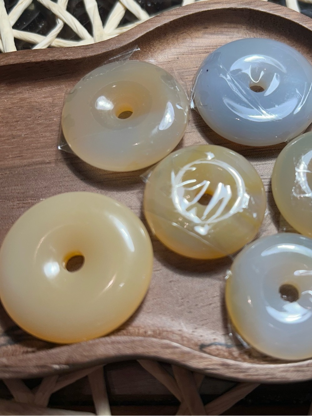 Yellow agate - Picture 1 of 2